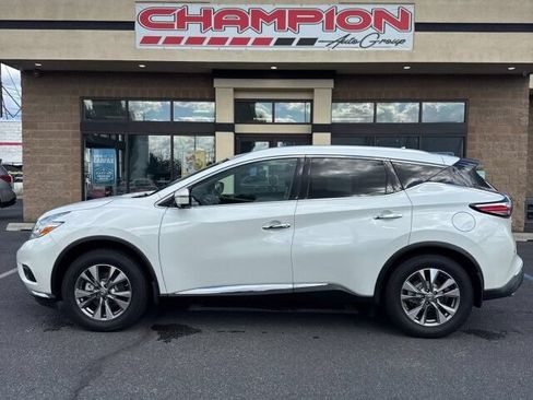 Used 2016 Nissan Murano S AWD/4WD image 2