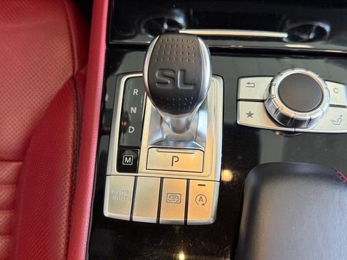 Used 2019 Mercedes-Benz SL 550 image 11