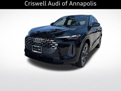 Certified 2025 Audi Q5 Premium w/ Convenience Package AWD/4WD image 3