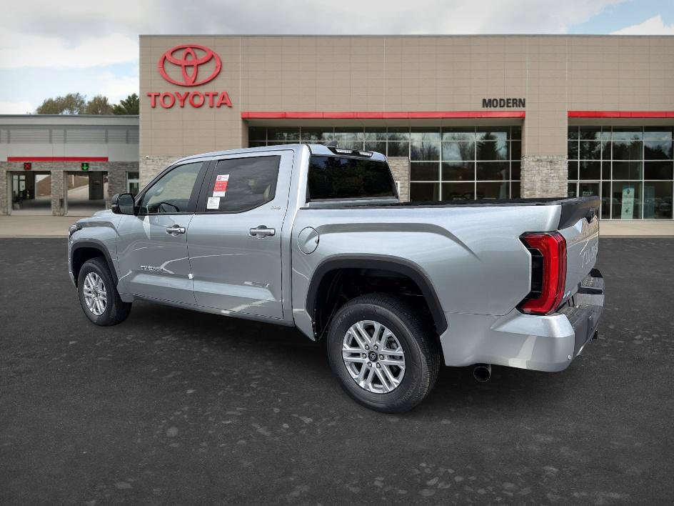 New 2026 Toyota Tundra SR5 w/ SR5 Premium Package AWD/4WD image 5