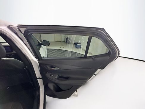 Used 2025 Buick Encore GX Preferred image 29