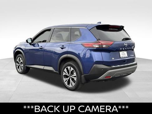 Certified 2023 Nissan Rogue SV image 7