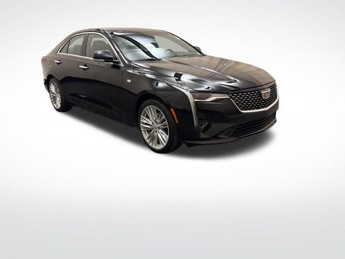 Used 2023 Cadillac CT4 Premium Luxury image 3