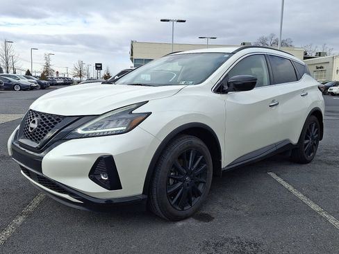 Used 2024 Nissan Murano SV w/ SV Midnight Edition Package image 3