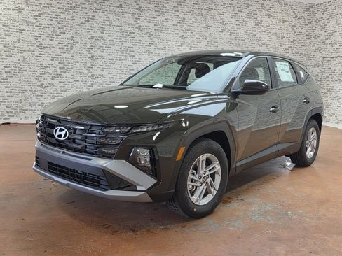 New 2026 Hyundai Tucson SE image 4