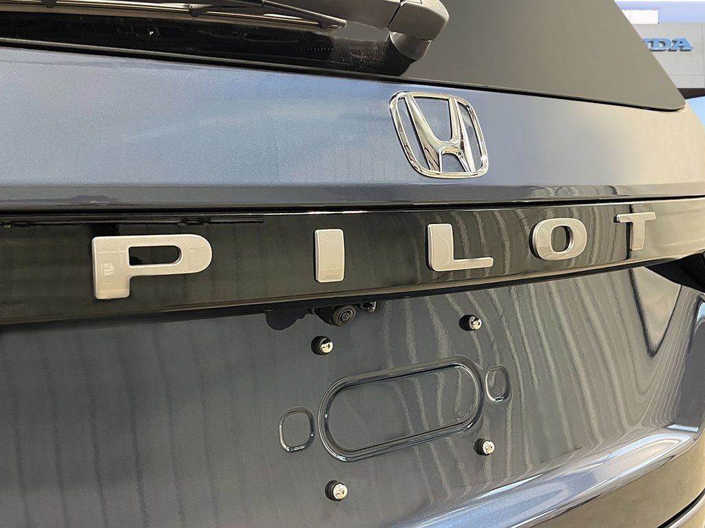 New 2026 Honda Pilot Elite image 7
