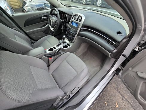 Used 2015 Chevrolet Malibu LS image 26