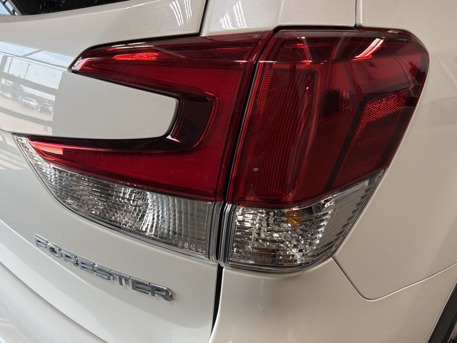 Certified 2024 Subaru Forester Premium AWD/4WD image 11