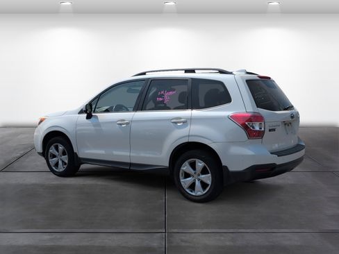 Used 2016 Subaru Forester 2.5i Premium w/ All-Weather Package image 3