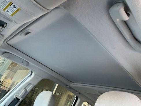 Used 2014 Subaru Forester 2.5i Premium w/ All-Weather Package image 6