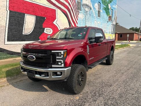 Used 2017 Ford F350 XLT w/ XLT Premium Package AWD/4WD image 2