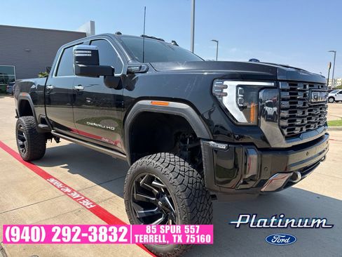 Used 2024 GMC Sierra 2500 Denali Ultimate AWD/4WD image 1