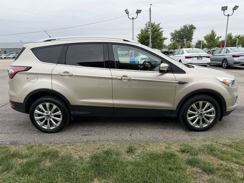 Used 2018 Ford Escape Titanium AWD/4WD image 6