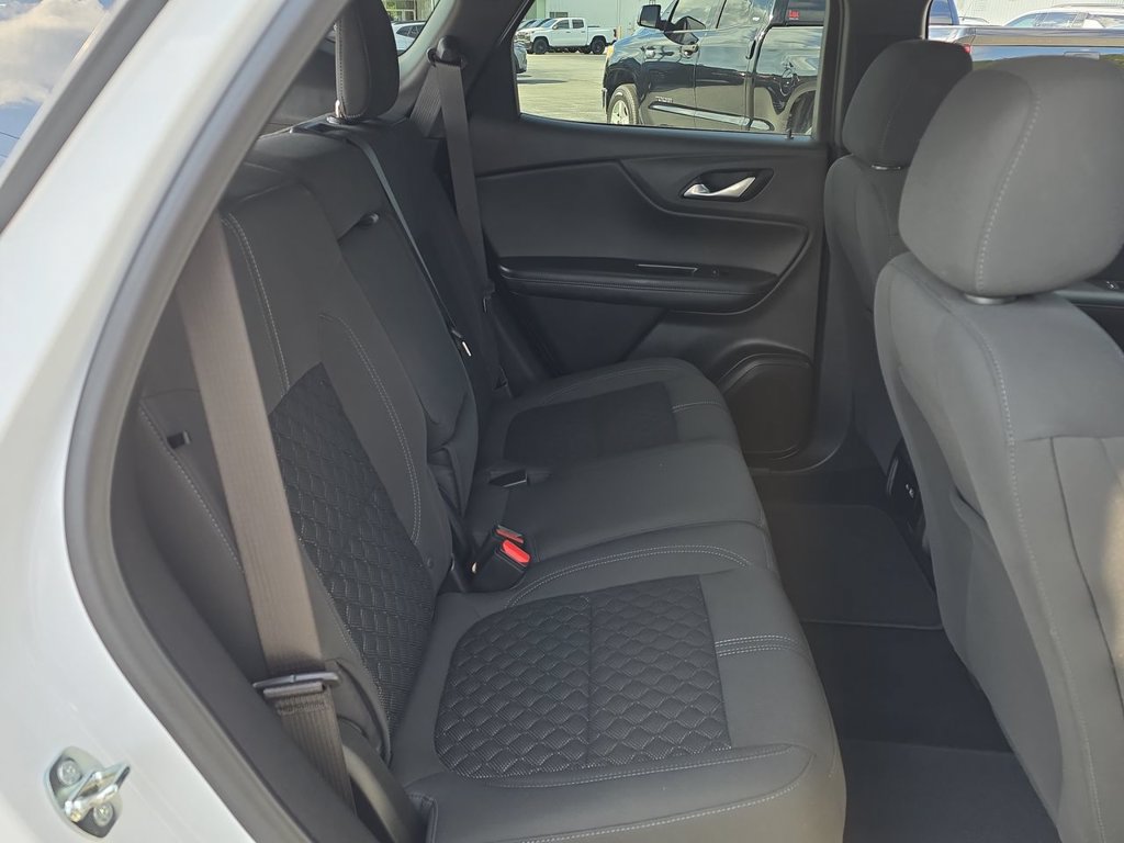 Certified 2021 Chevrolet Blazer LT w/ Redline Edition FWD image 27