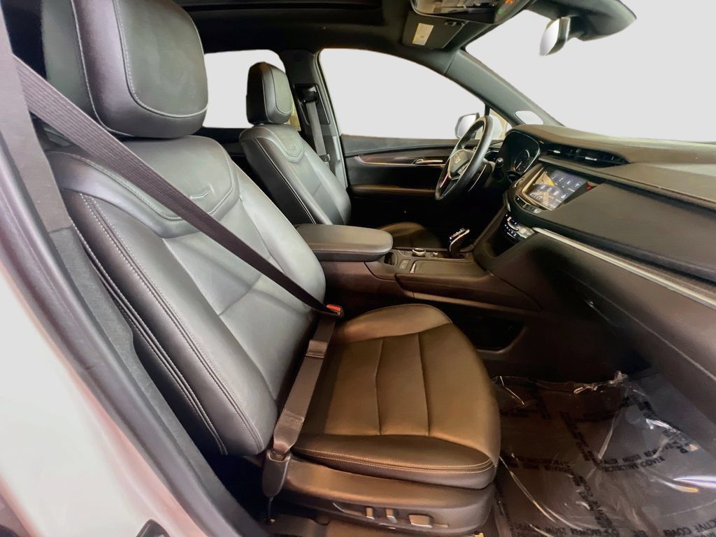 Used 2022 Cadillac XT5 Sportv AWD/4WD image 29