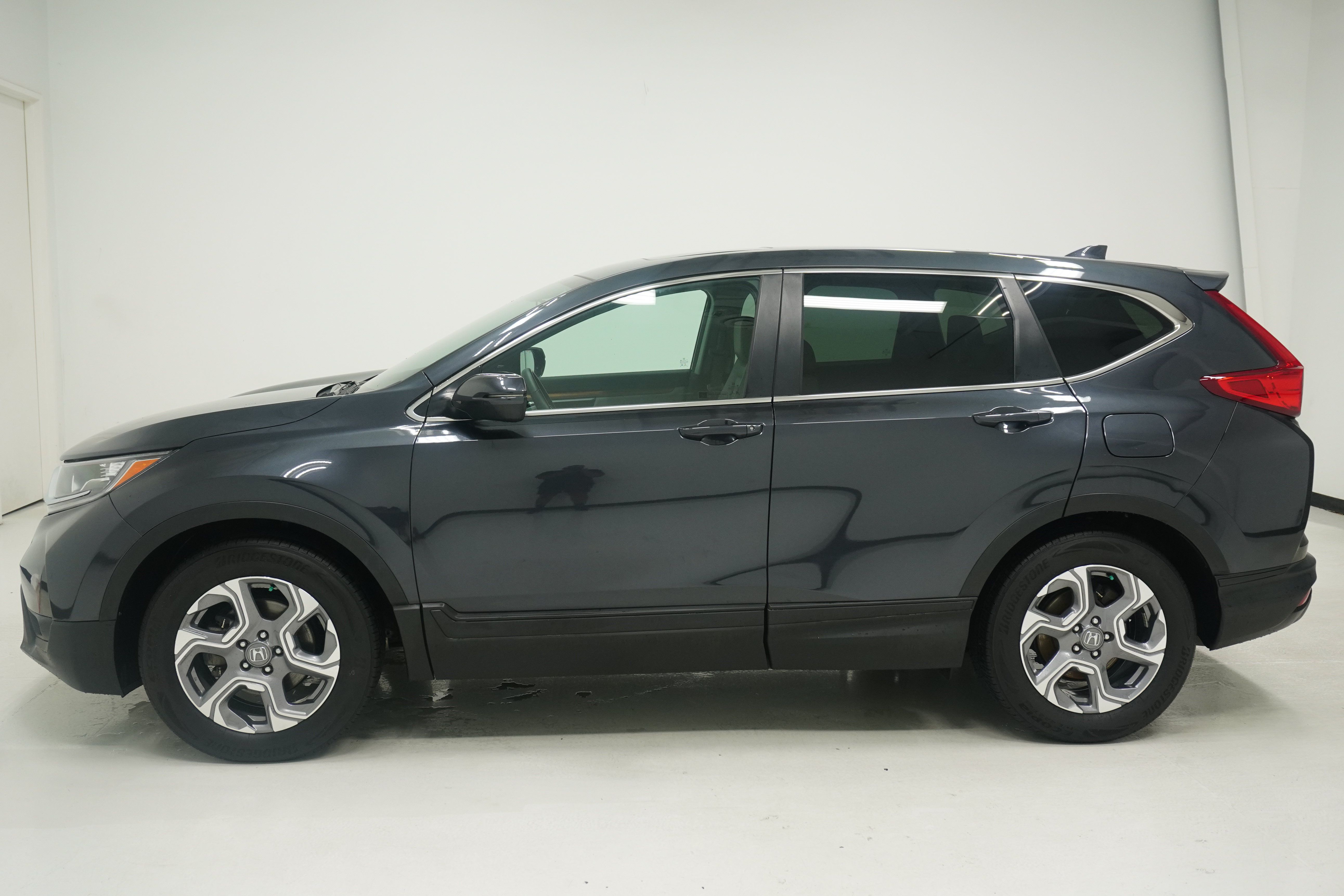 Used 2017 Honda CR-V EX-L image 7