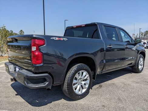 Used 2023 Chevrolet Silverado 1500 Custom image 22