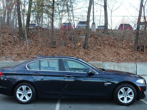 Used 2012 BMW 528i xDrive 528i xDrive Sedan 4D image 5
