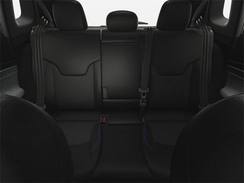 Certified 2024 Jeep Compass Latitude image 18