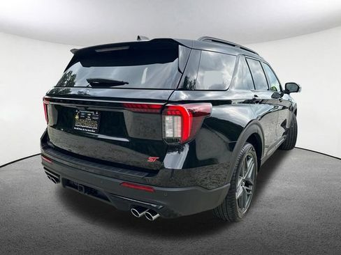 Used 2025 Ford Explorer ST AWD/4WD image 15