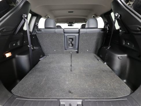 Used 2024 Mitsubishi Outlander SE AWD/4WD image 18
