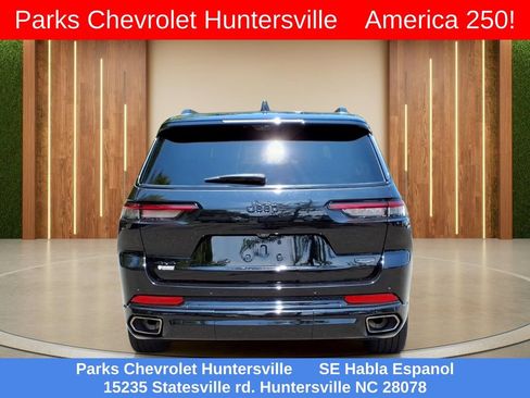 Used 2025 Jeep Grand Cherokee L Summit w/ Advanced Protech Group IV AWD/4WD image 31