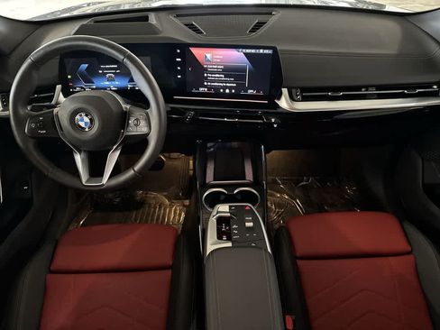 Used 2025 BMW X2 xDrive28i AWD/4WD image 23