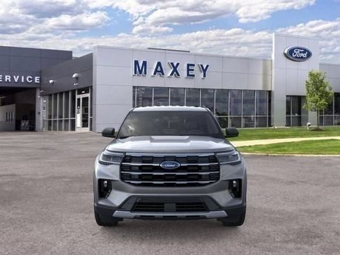 Used 2026 Ford Explorer Active w/ Active Comfort Package AWD/4WD image 6