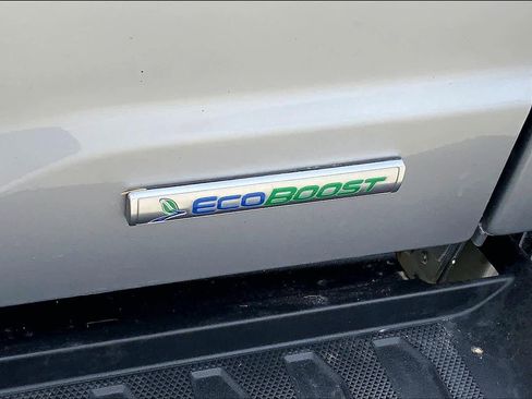 Used 2023 Ford F150 Lariat AWD/4WD image 10