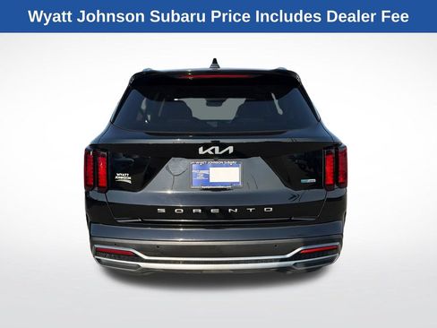 Used 2022 Kia Sorento S FWD image 8