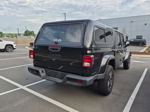 Used 2024 Jeep Gladiator Sport AWD/4WD image 11