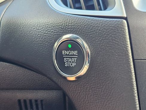 Used 2019 Ford Edge SEL w/ Convenience Package AWD/4WD image 32
