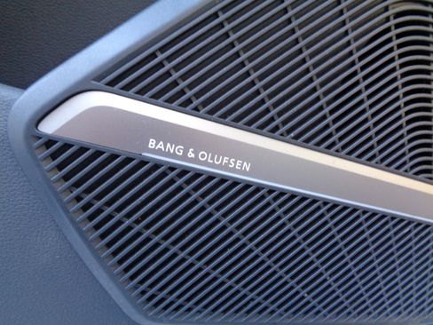 Used 2018 Audi Q5 2.0T Premium Plus image 16