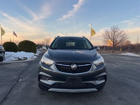 Used 2018 Buick Encore Preferred image 2