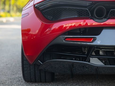 Used 2021 McLaren 720S Performance RWD image 20