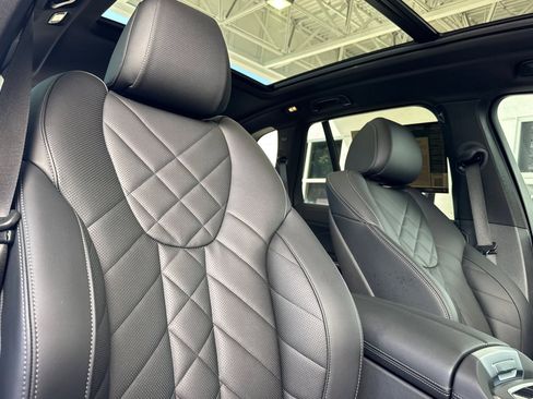 Certified 2023 BMW X5 xDrive40i w/ Premium Package AWD/4WD image 21