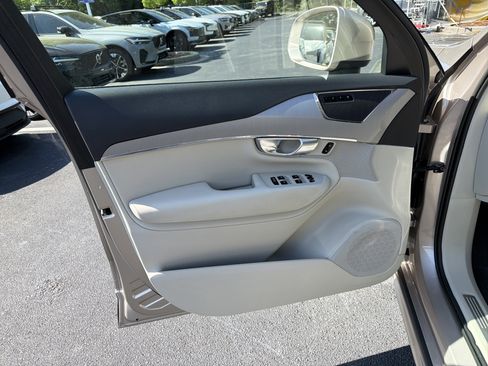 Certified 2023 Volvo XC90 B5 Core w/ Protection Package Premier image 51