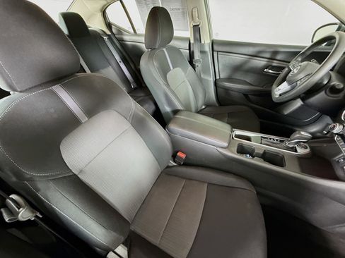 Used 2024 Nissan Sentra SV FWD image 33