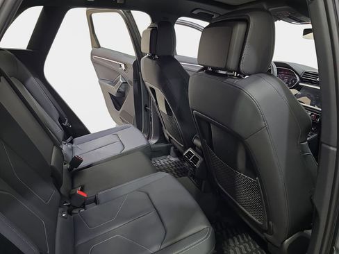 Used 2024 Audi Q3 2.0T Premium Plus w/ Premium Plus Package image 13