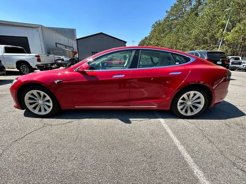 Used 2018 Tesla Model S 100D image 4
