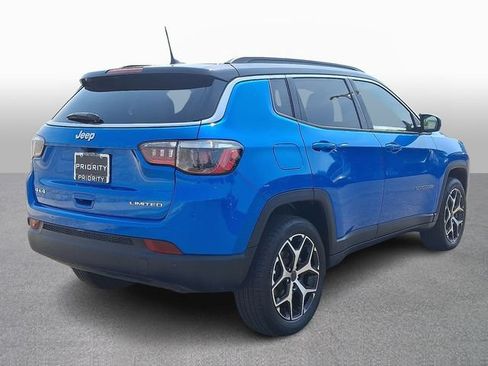 Used 2026 Jeep Compass Limited AWD/4WD image 4