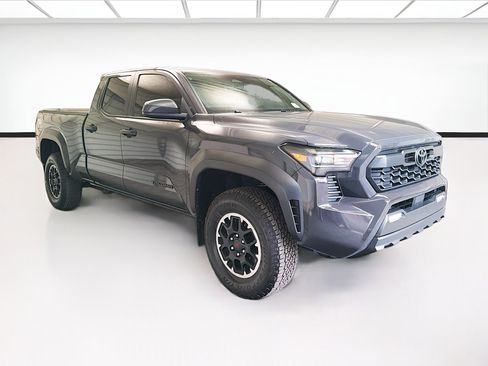 Used 2024 Toyota Tacoma TRD Off-Road AWD/4WD image 3