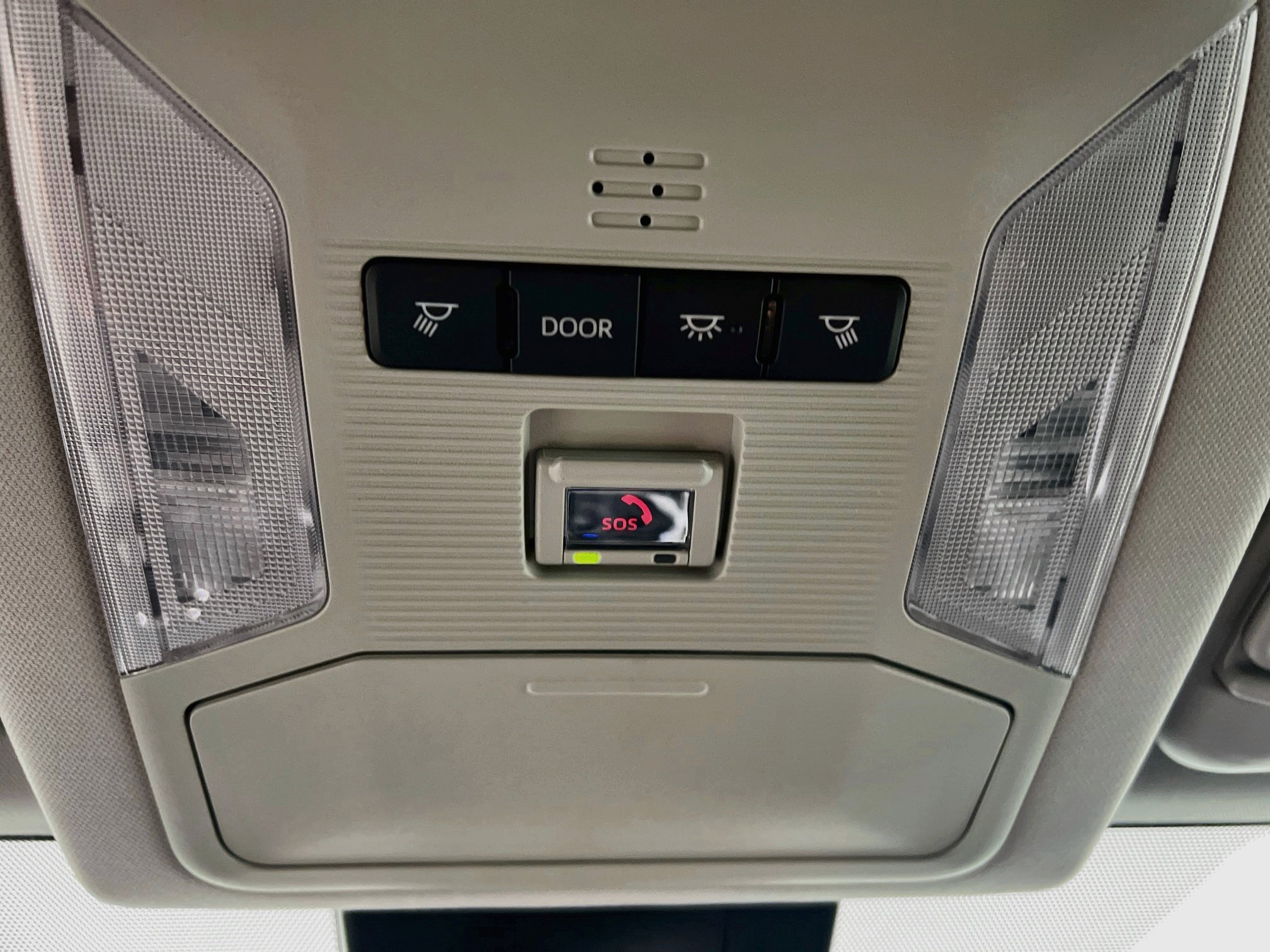 Used 2025 Toyota RAV4 XLE FWD image 21
