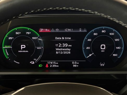 Used 2024 Audi Q8 e-tron Premium Plus w/ Premium Plus Package AWD/4WD image 21