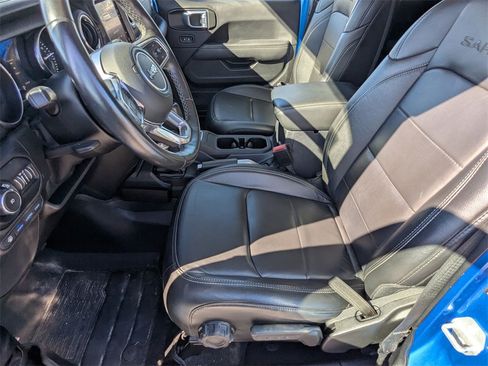 Used 2021 Jeep Wrangler Unlimited Sahara w/ Cold Weather Group image 16