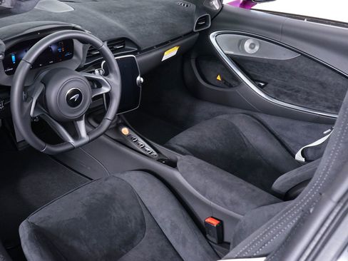 New 2026 McLaren Artura image 24