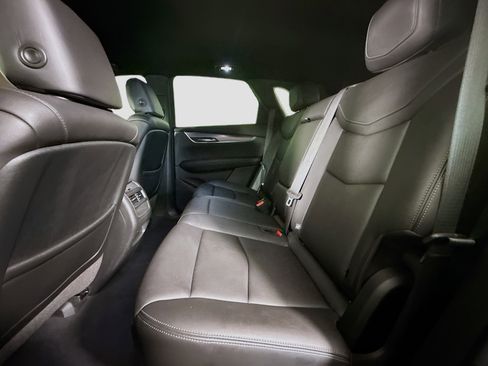 Used 2020 Cadillac XT5 Luxury FWD image 25