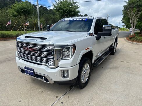 Used 2022 GMC Sierra 2500 Denali w/ Denali Ultimate Package AWD/4WD image 3