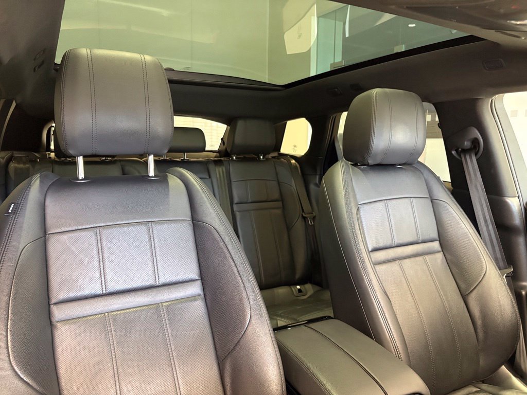 Used 2021 Land Rover Range Rover Evoque S AWD/4WD image 24