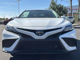 Used 2024 Toyota Camry SE video 2